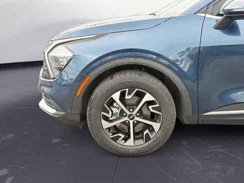 Used 2023 Kia Sportage EX AWD/4WD image 15