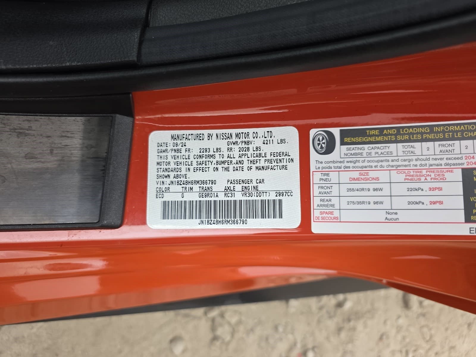 Used 2024 Nissan Z Performance w/ Heritage Edition RWD image 30