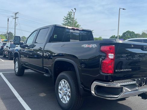 New 2025 Chevrolet Silverado 2500 LT w/ Safety Package AWD/4WD image 43