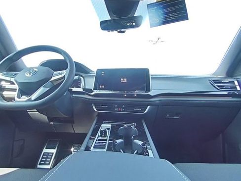 New 2026 Volkswagen Atlas Cross Sport SEL R-Line image 26