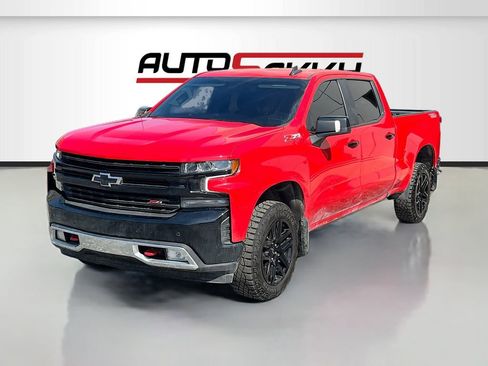 Used 2021 Chevrolet Silverado 1500 LT Trail Boss w/ Convenience Package II AWD/4WD image 3