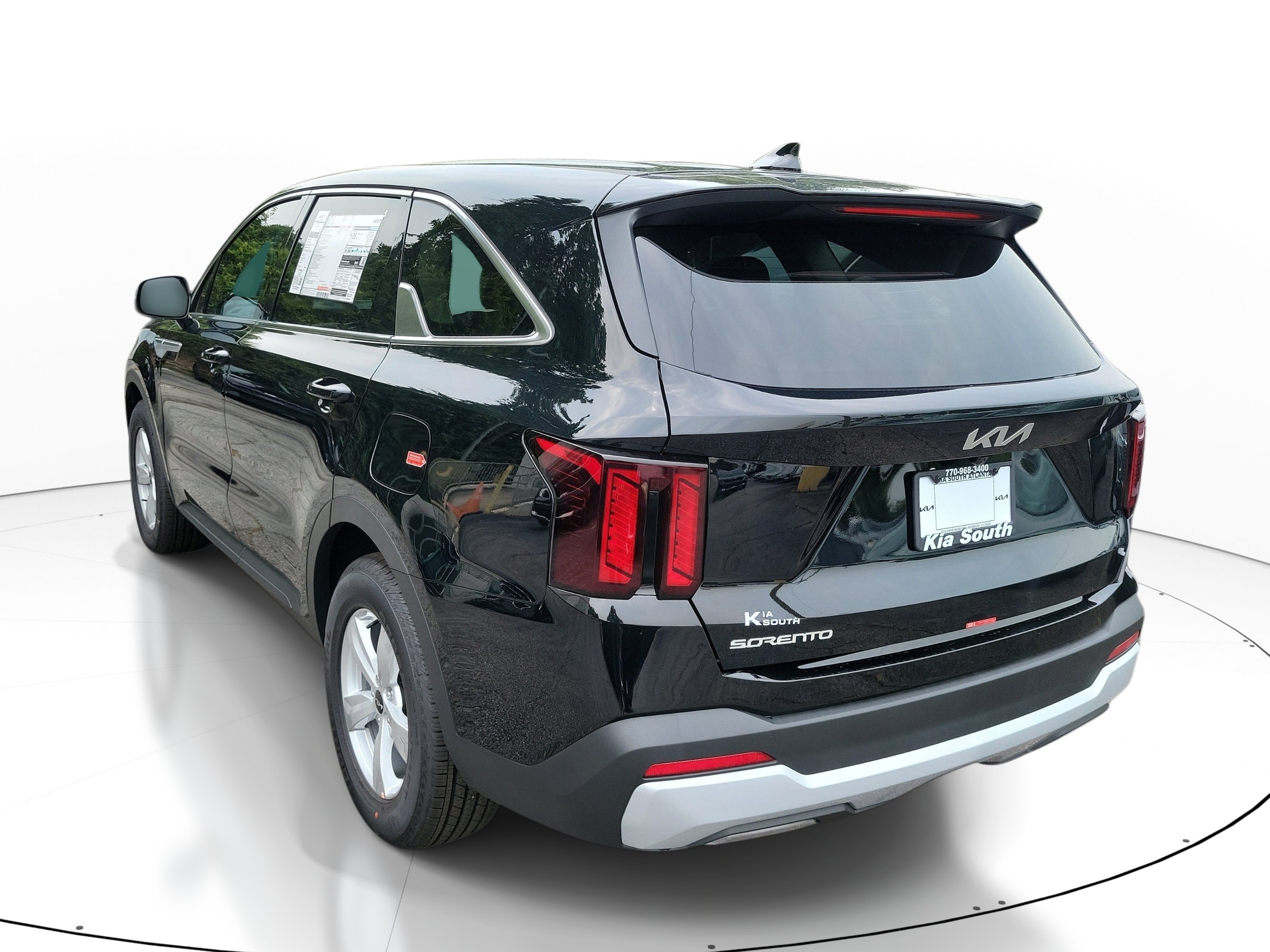 Used 2026 Kia Sorento LX FWD image 4