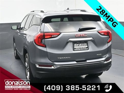 Used 2020 GMC Terrain SLT image 4