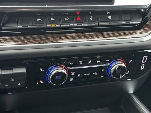 New 2026 GMC Sierra 1500 Elevation image 20