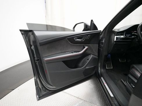 Used 2021 Audi RS Q8 image 16