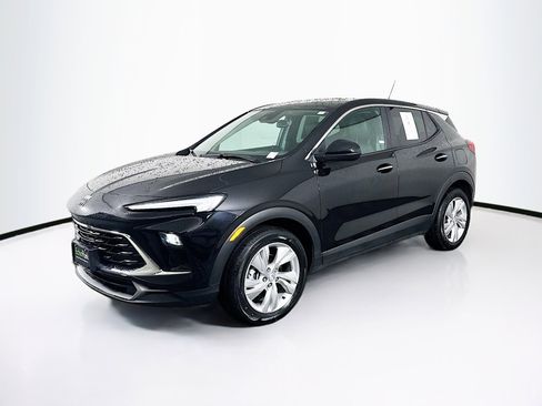Used 2025 Buick Encore GX Preferred image 3