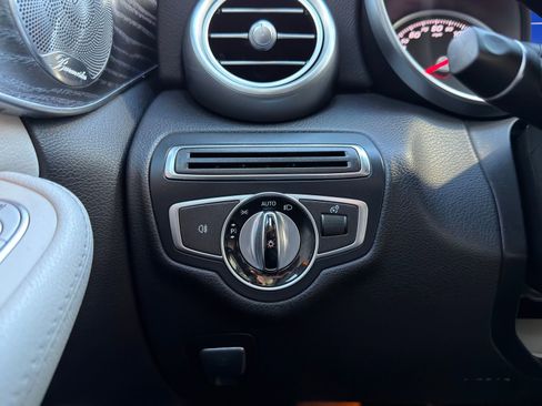 Certified 2017 Mercedes-Benz C 300 Sedan image 24