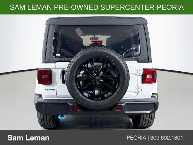 Used 2023 Jeep Wrangler Unlimited Sahara w/ Cold Weather Group AWD/4WD image 6