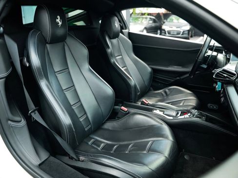 Used 2011 Ferrari 458 Italia Coupe RWD image 14