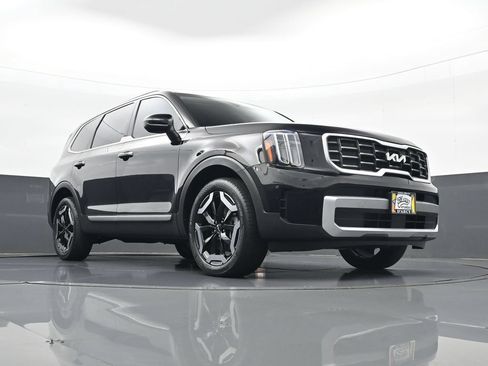 Used 2023 Kia Telluride S w/ S Sunroof Package FWD image 25