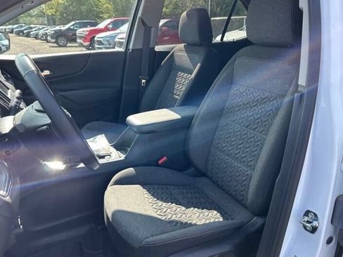 Used 2024 Chevrolet Equinox LT FWD image 6