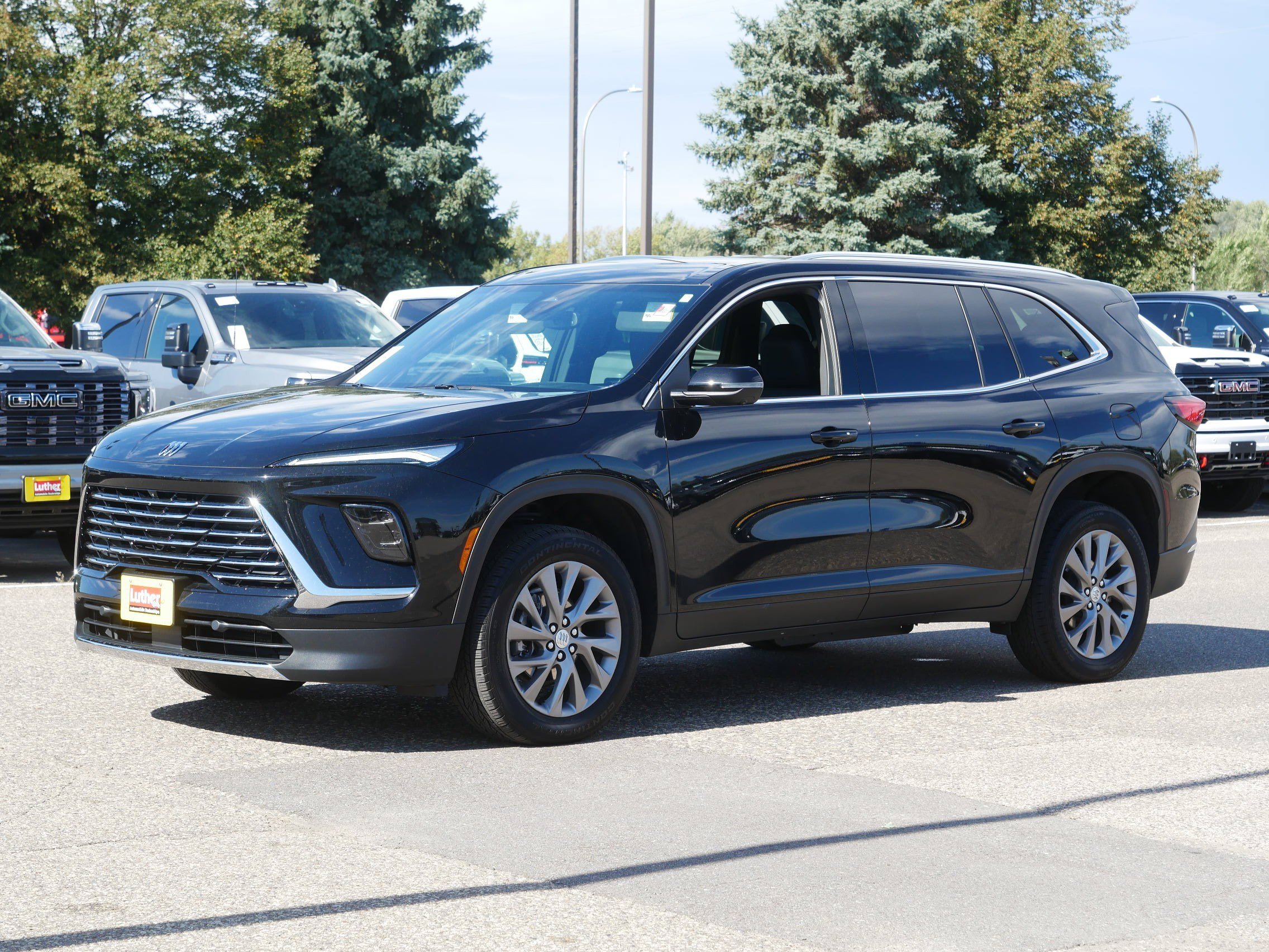 Used 2026 Buick Enclave Preferred AWD/4WD image 3