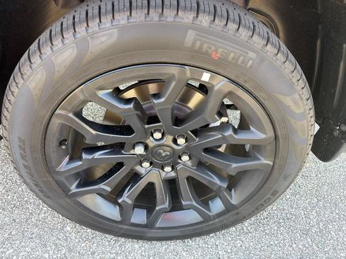 Used 2026 RAM 1500 Limited AWD/4WD image 4