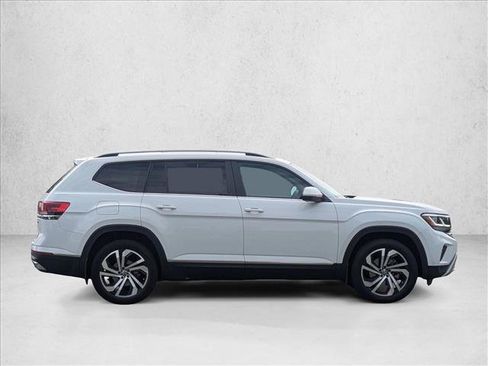 Used 2022 Volkswagen Atlas SEL AWD/4WD image 4
