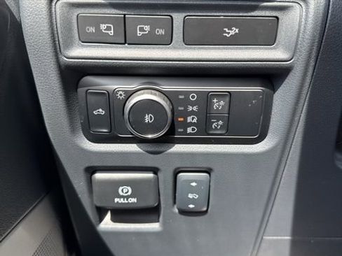 Used 2024 Ford F150 Lariat w/ Equipment Group 502A High image 24