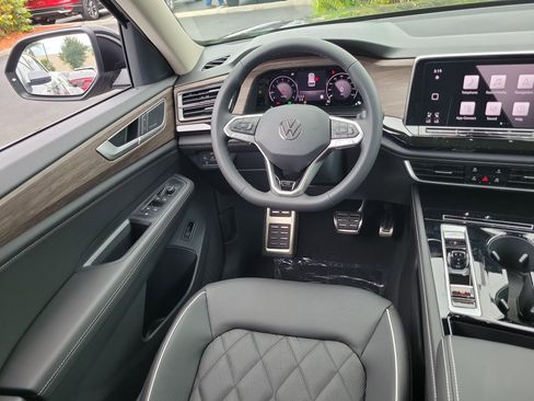 New 2026 Volkswagen Atlas SEL Premium R-Line AWD/4WD image 3