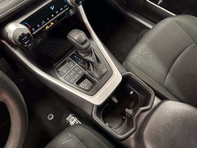 Certified 2025 Toyota RAV4 XLE AWD/4WD image 24