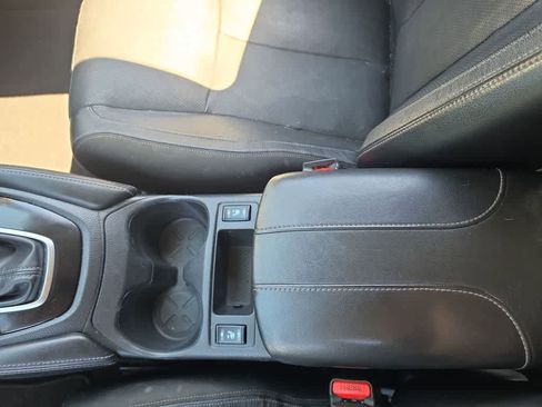 Used 2017 Nissan Rogue Sport SL AWD/4WD image 21