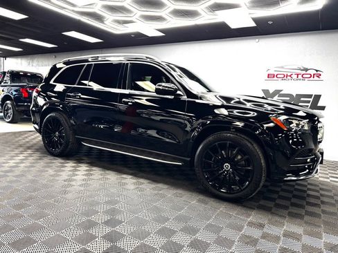 Used 2023 Mercedes-Benz GLS 450 4MATIC image 2