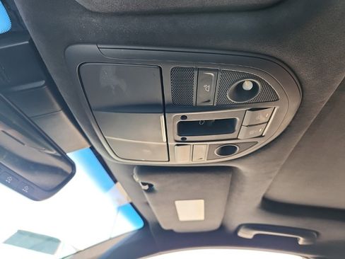 Used 2021 Genesis G70 3.3T w/ Sport Package image 13