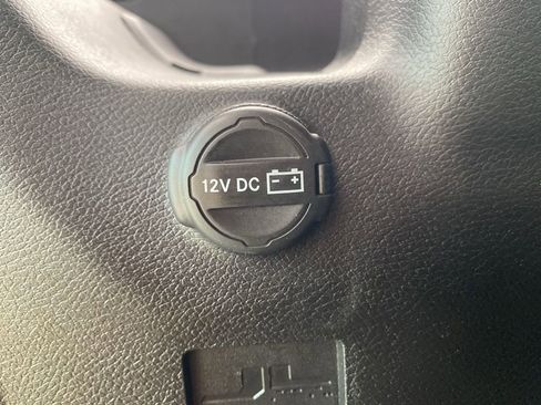 Used 2022 Jeep Wrangler Unlimited Sport AWD/4WD image 17