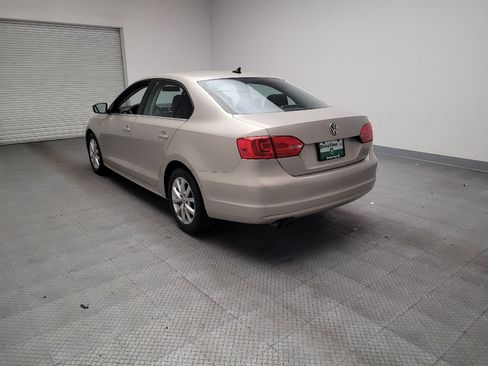 Used 2014 Volkswagen Jetta SE FWD image 5