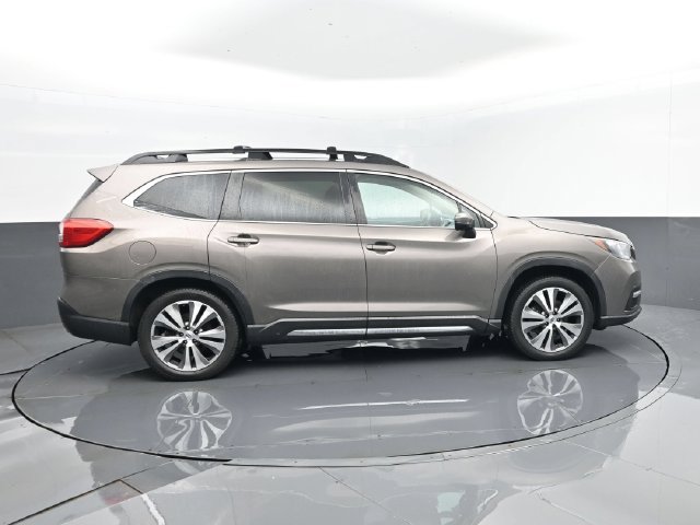 Used 2021 Subaru Ascent Limited w/ Technology Package AWD/4WD image 4