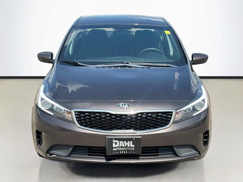 Used 2018 Kia Forte LX w/ LX Popular Package FWD image 3