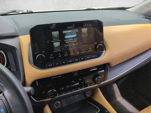 Used 2021 Nissan Rogue Platinum FWD image 22