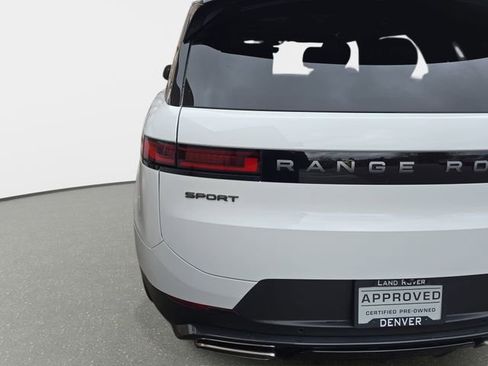 Used 2025 Land Rover Range Rover Sport SE image 37