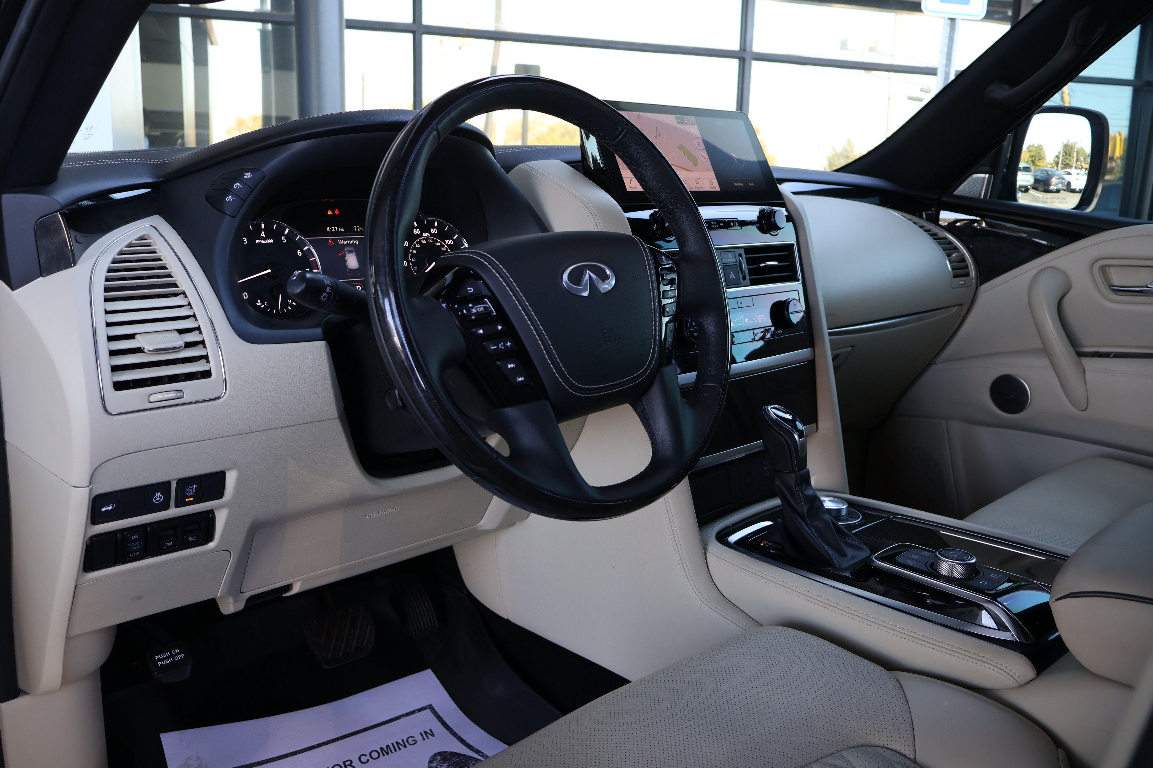 Used 2022 INFINITI QX80 Sensory w/ All-Season Package AWD/4WD image 12