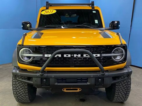 Used 2021 Ford Bronco First Edition AWD/4WD image 4