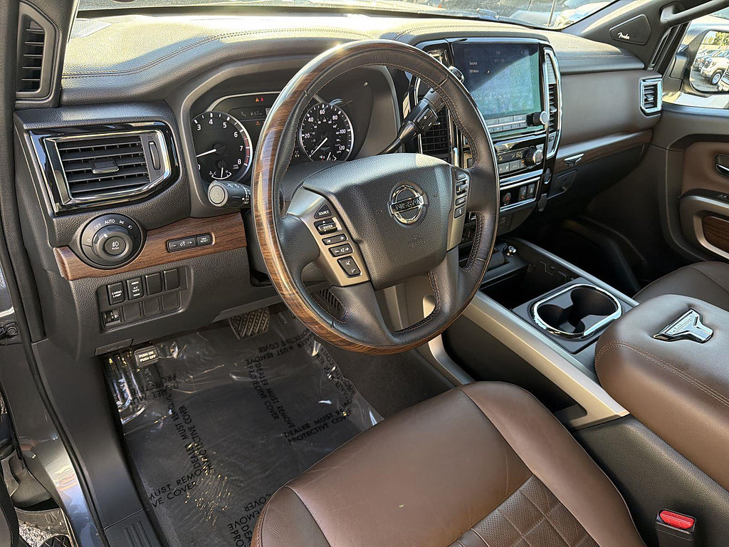 Used 2021 Nissan Titan Platinum Reserve w/ Moonroof Package AWD/4WD image 9