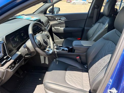 Used 2025 Kia Sportage X-Line w/ Premium Package AWD/4WD image 11