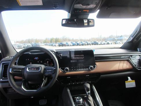New 2026 GMC Canyon AT4 w/ Nightfall Essentials Package AWD/4WD image 15