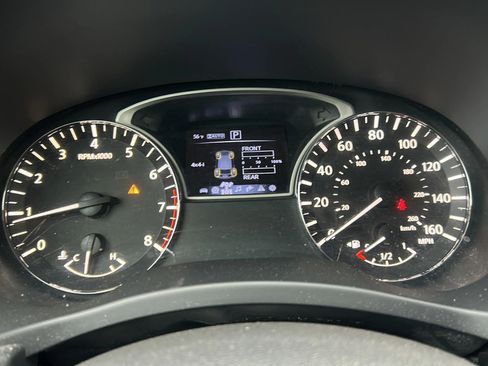 Used 2020 Nissan Pathfinder SL AWD/4WD image 26