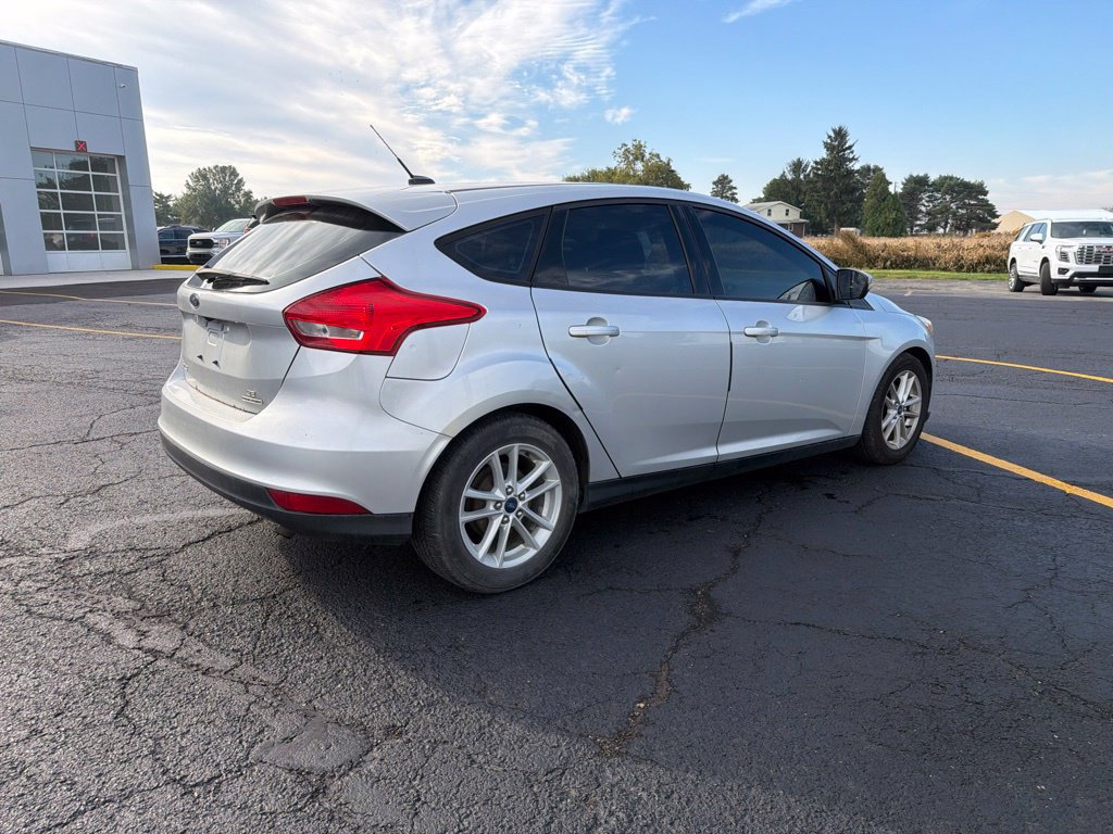 Used 2015 Ford Focus SE FWD image 15