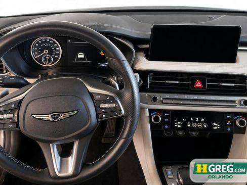 Used 2025 Genesis G70 2.5T RWD image 13
