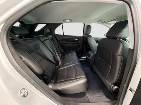 Used 2020 Chevrolet Equinox Premier FWD image 22