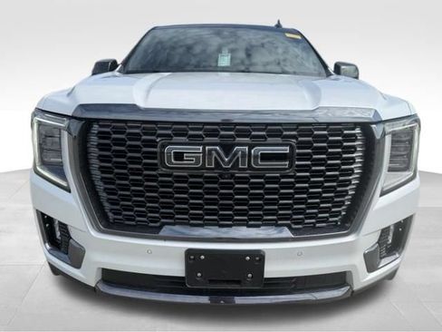 Certified 2024 GMC Yukon XL Denali Ultimate AWD/4WD image 8