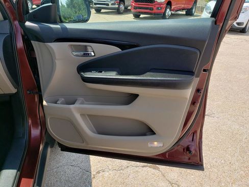 Used 2017 Honda Ridgeline RTL-E image 18