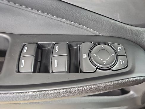 Used 2023 Chevrolet Traverse LT w/ LPO, Floor Liner Package AWD/4WD image 35