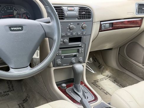 Used 2003 Volvo S40 FWD image 14