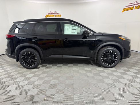 New 2026 Nissan Rogue SV image 8