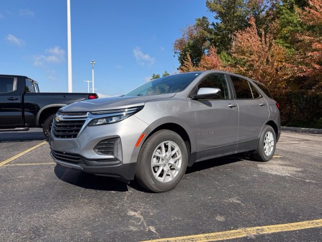 Used 2024 Chevrolet Equinox LT FWD image 1