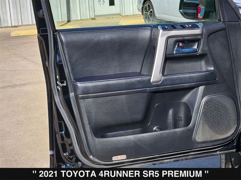 Used 2021 Toyota 4Runner SR5 Premium w/ Moonroof Package image 14