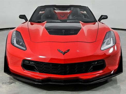Used 2016 Chevrolet Corvette Z06 w/ 3LZ Preferred Equipment Group RWD image 4