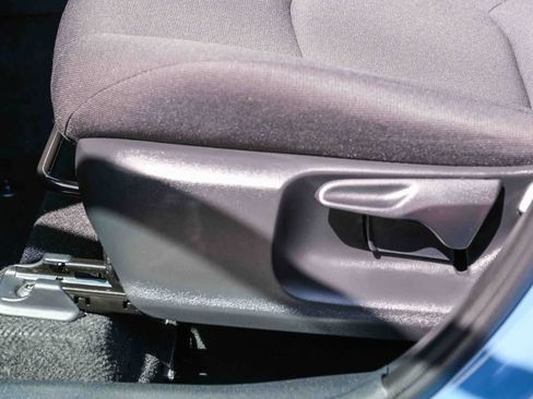 Certified 2026 Toyota Corolla Cross LE FWD image 24