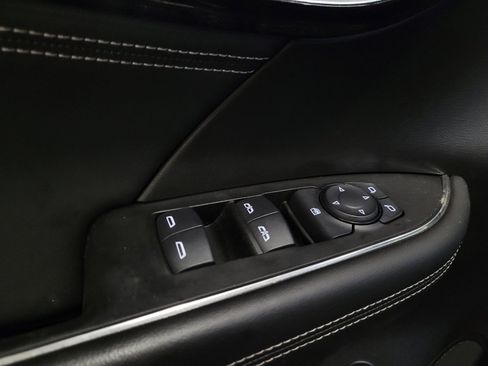 Used 2021 Buick Envision Preferred FWD image 27