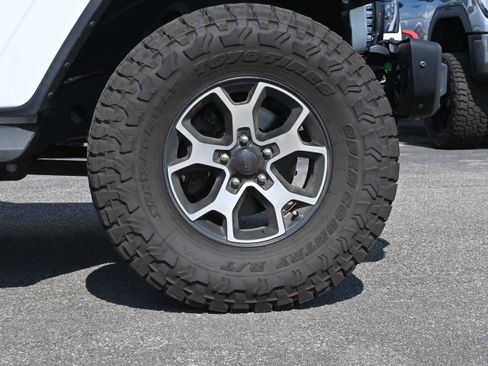 Used 2018 Jeep Wrangler Unlimited Rubicon AWD/4WD image 10